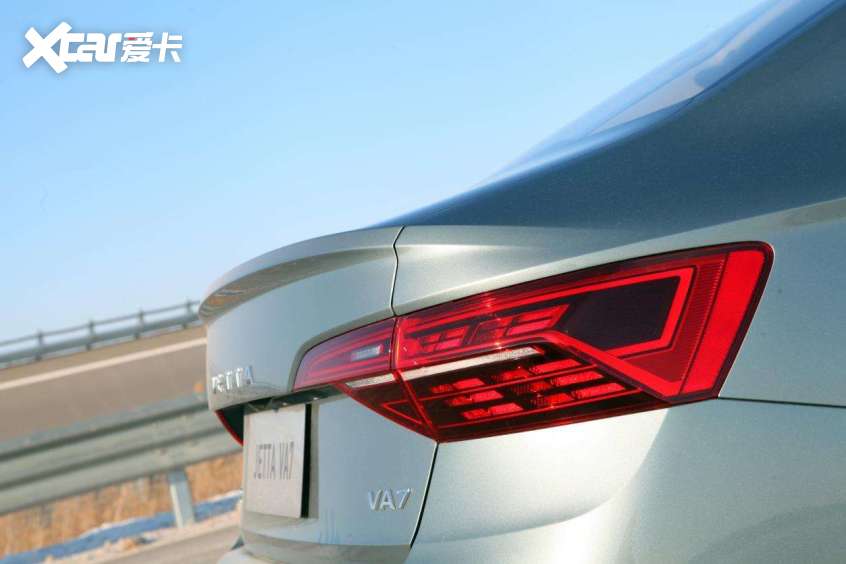10万元驾乘佳音 试驾捷达VA7(图6)
