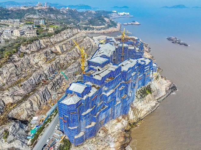 建在悬崖峭壁上！台州“海上布达拉宫”最新进展来了(图1)