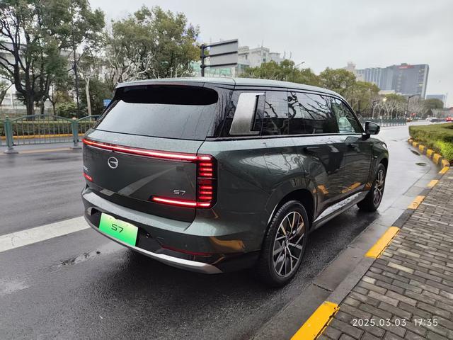 配备AI情绪大灯+高阶智驾广汽传祺向往S7实拍(图7)