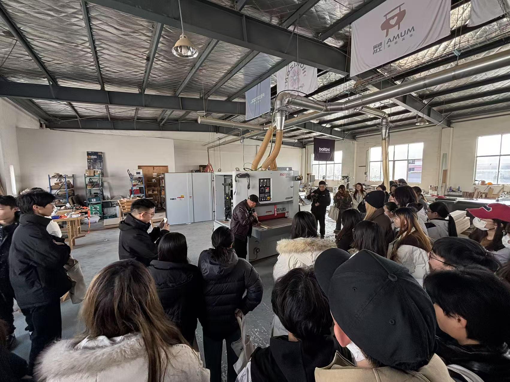 淮阴师范学院环境设计专业学生赴铂里蒂尼工厂开展装饰材料与技术实践教学——以实践赋能课堂 探索材料与工艺的融合创新(图2)