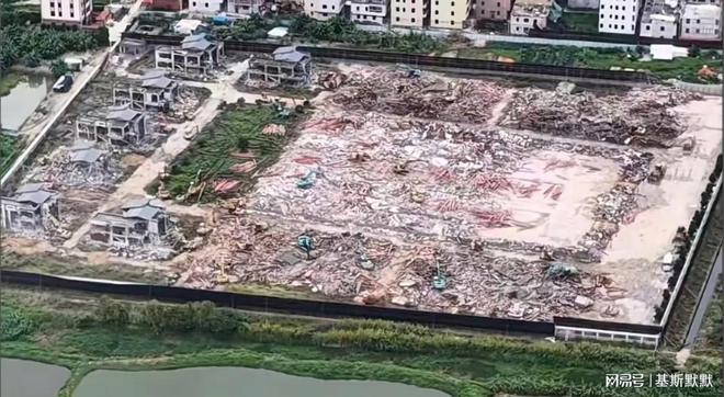 10亿“英之园”被拆只用3小时！背后或有高人官媒：一点都不冤(图5)